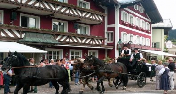 PÜNKÖSD AUSZTRIÄBAN Hotel Der Abtenauer**** /SALZBURGER LAND/